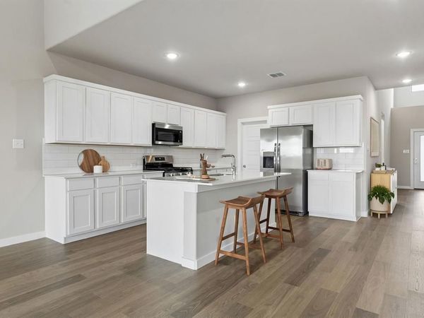 6632 Coyote Valley Trail, Crowley, TX 76036