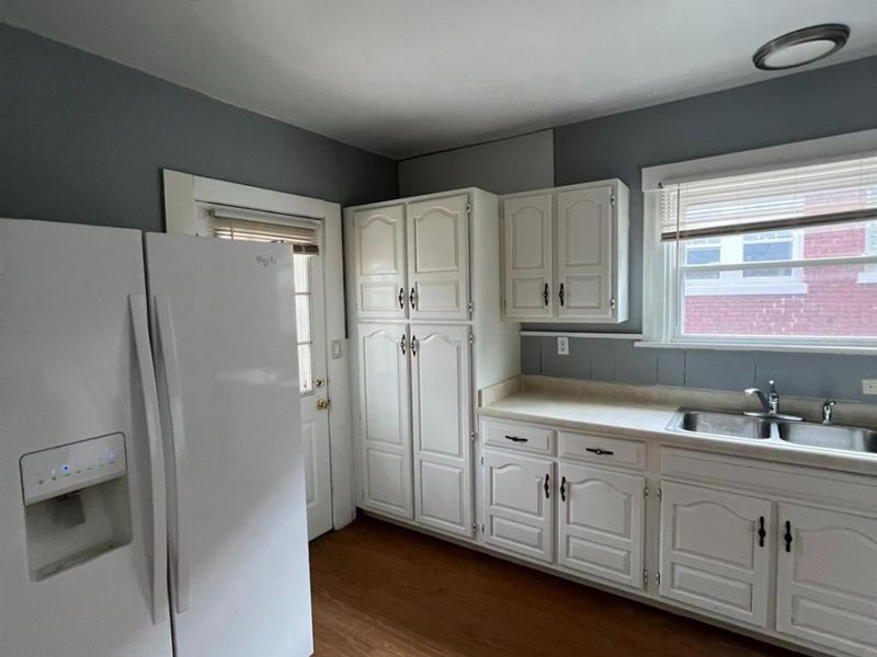 451 Lloyd Place, Cincinnati, OH 45243 Photo 5