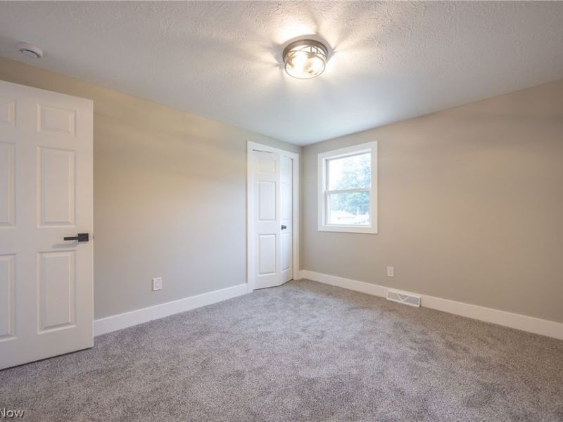 399 Ridgewood Drive, Eastlake, OH 44095 Photo 35