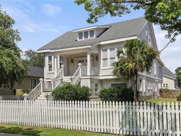 6831 WEST END Boulevard , New Orleans, LA 70124