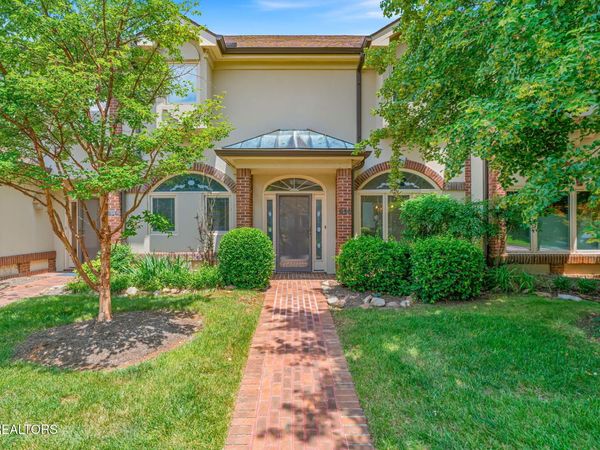 920 Westcourt Drive, Knoxville, TN 37919