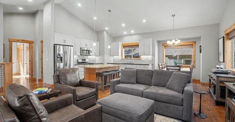 12903 Northwoods Boulevard, Truckee, CA 96161 Photo