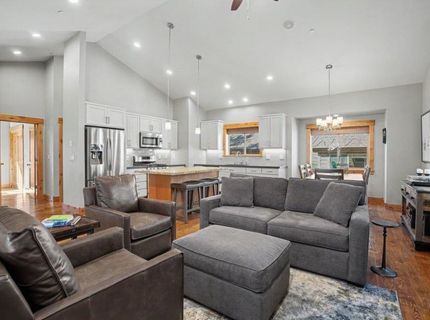 12903 Northwoods Boulevard, Truckee, CA 96161 Photo