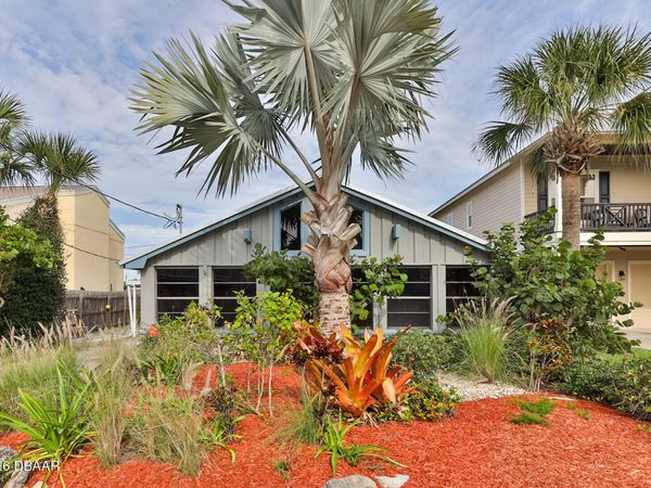 314 Due East Street, New Smyrna Beach, FL 32169