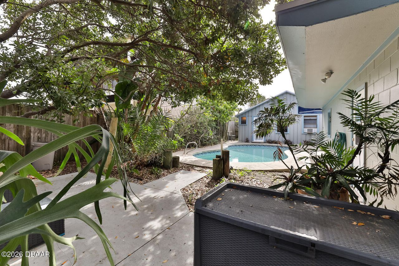 314 Due East Street, New Smyrna Beach, FL 32169 Photo