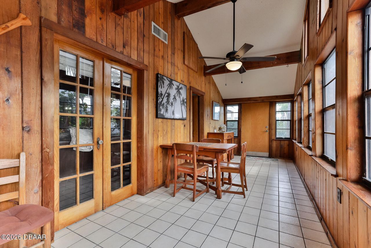 314 Due East Street, New Smyrna Beach, FL 32169 Photo