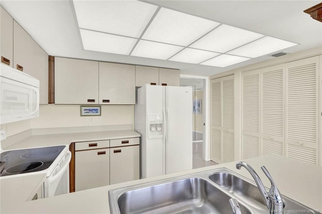 8750 S Ocean Drive , Unit 635, Jensen Beach, FL 34957 Photo