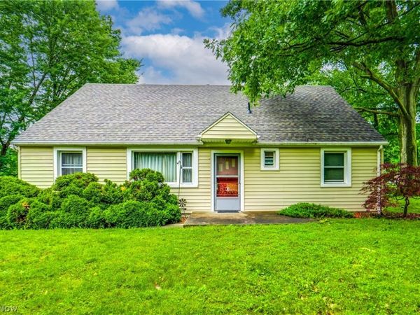 3565 Herbert Street , Mogadore, OH 44260
