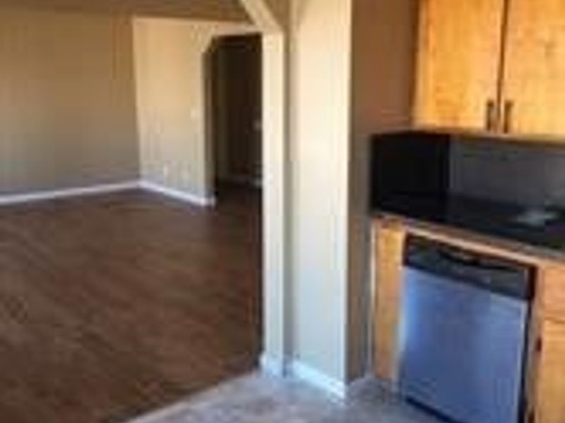 39 W 2nd Street, Unit A, Frazeysburg, OH 43822 Photo 4