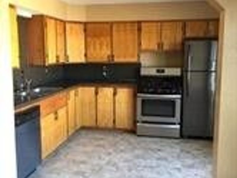 39 W 2nd Street, Unit A, Frazeysburg, OH 43822 Photo 5