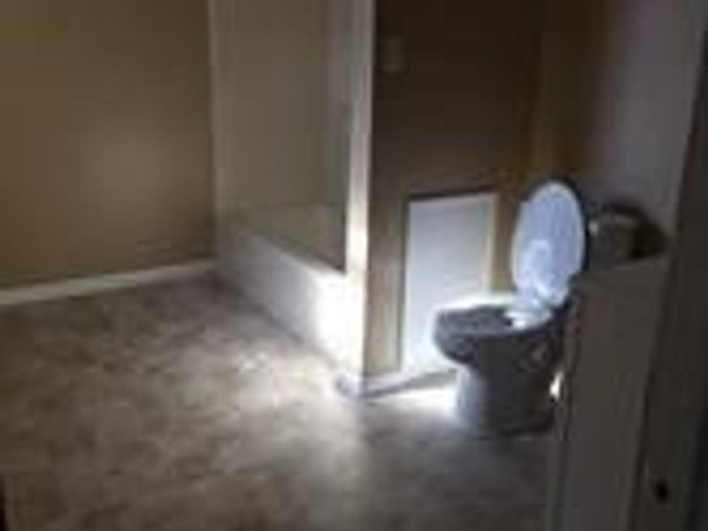 39 W 2nd Street, Unit A, Frazeysburg, OH 43822 Photo 6