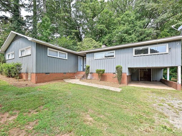 217 Bennett Street , Charlotte, NC 28213