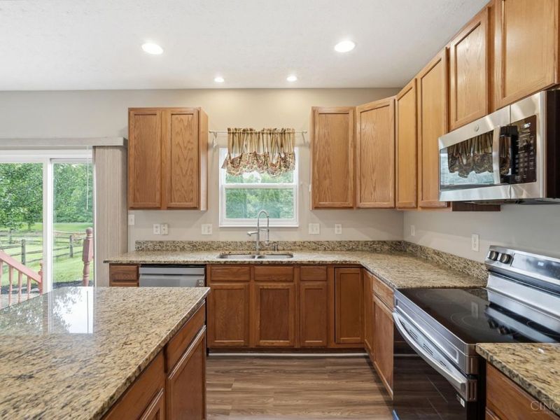 8314 Sea Mist Court, West Chester, OH 45069 Photo 10