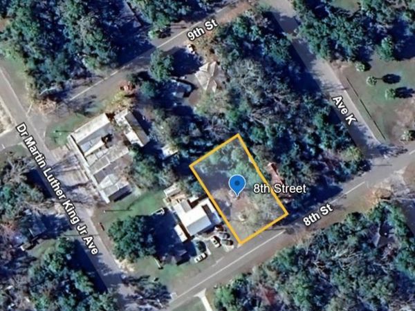 xxx 8th Street , Apalachicola, FL 32320