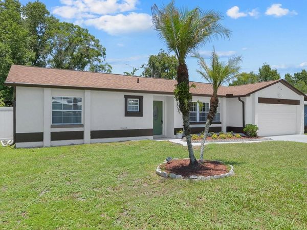 416 RIVERWOODS CIRCLE , ORLANDO, FL 32825