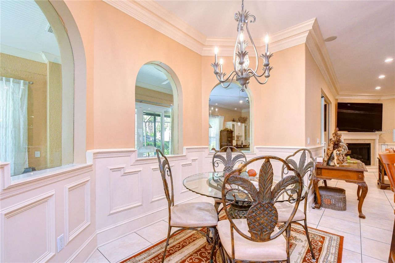 1009 Emerald Creek Drive, Valrico, FL 33596 Photo