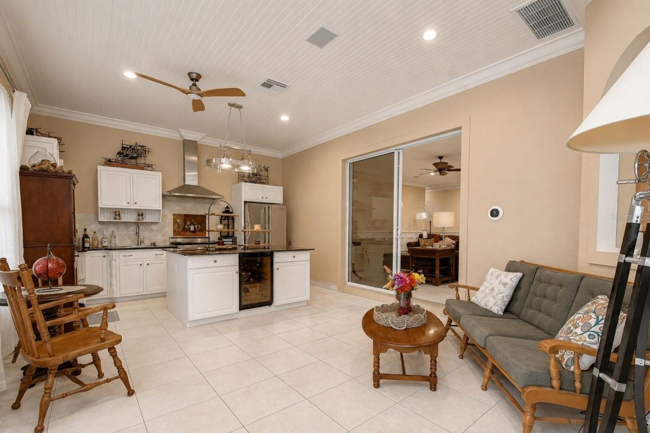 1009 Emerald Creek Drive, Valrico, FL 33596 Photo