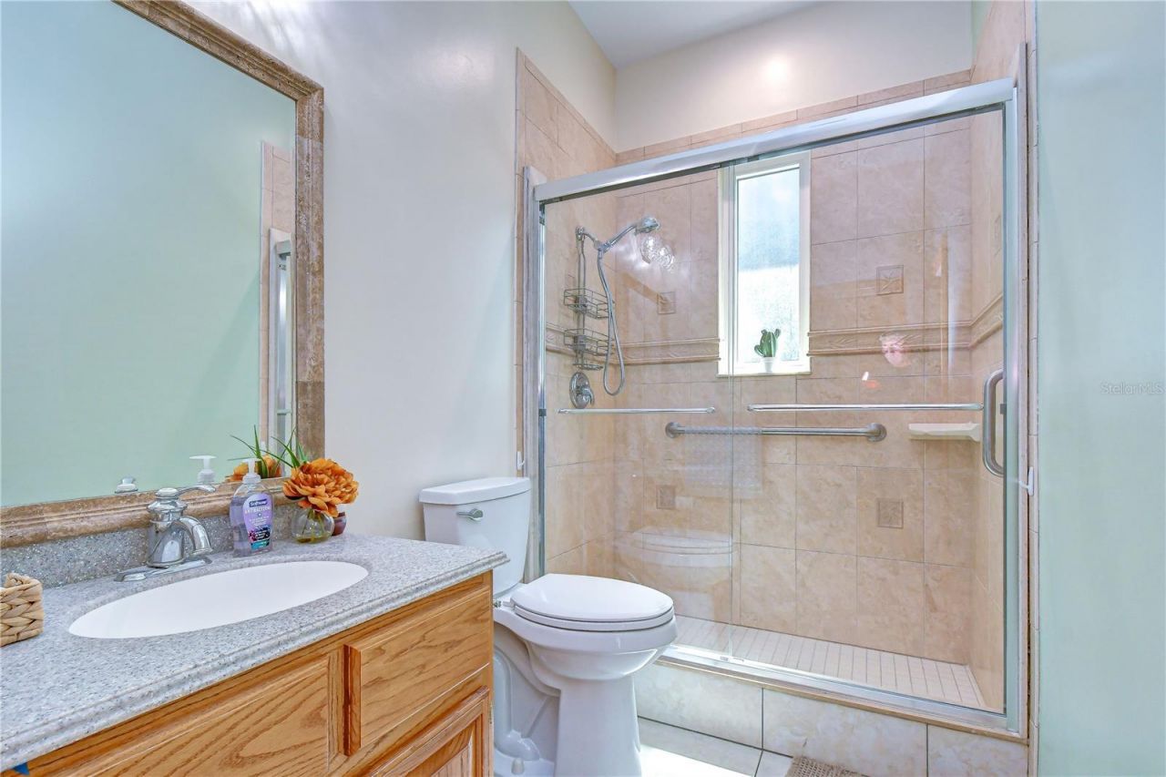 1009 Emerald Creek Drive, Valrico, FL 33596 Photo