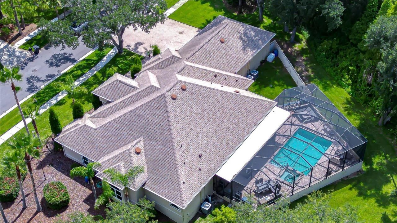 1009 Emerald Creek Drive, Valrico, FL 33596 Photo