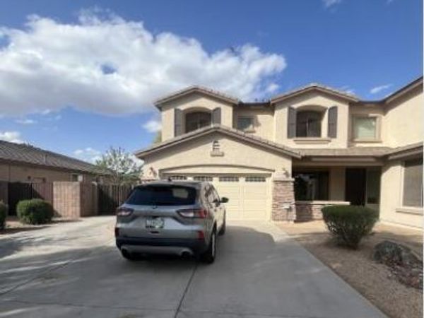 576 E JULIAN Drive, Gilbert, AZ 85295