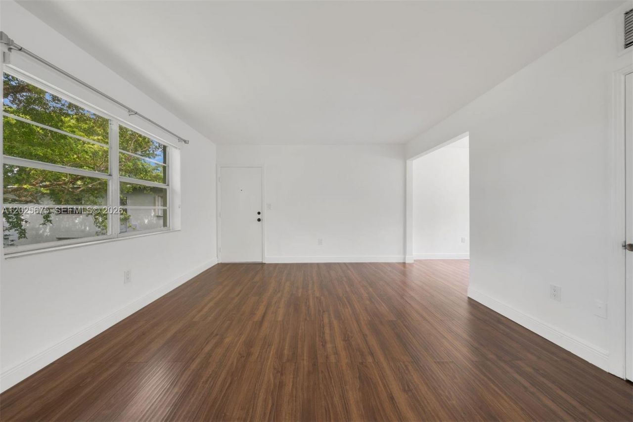 5605 SW 80th St, Unit 10D, Miami, FL 33143 Photo