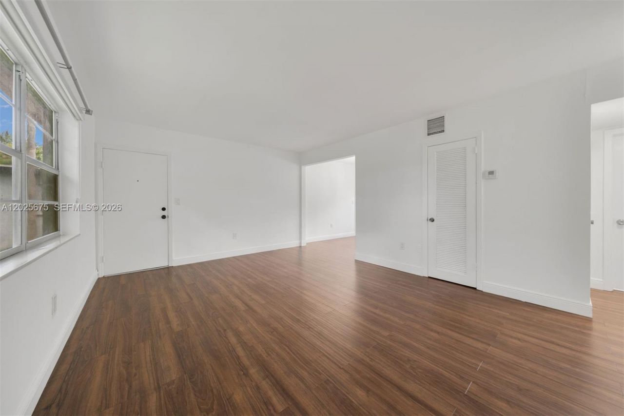 5605 SW 80th St, Unit 10D, Miami, FL 33143 Photo