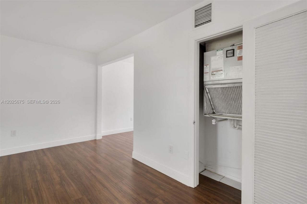 5605 SW 80th St, Unit 10D, Miami, FL 33143 Photo