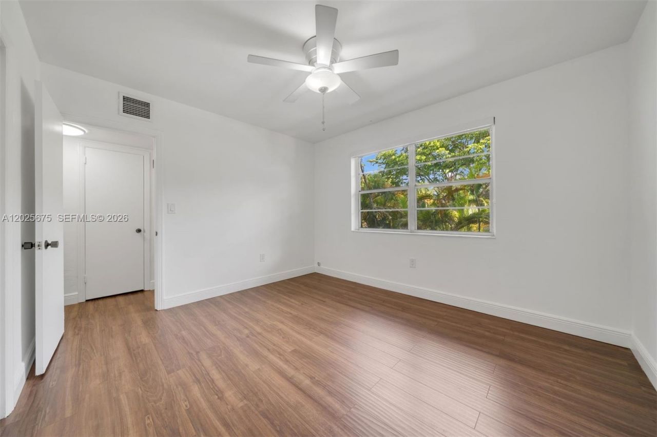 5605 SW 80th St, Unit 10D, Miami, FL 33143 Photo