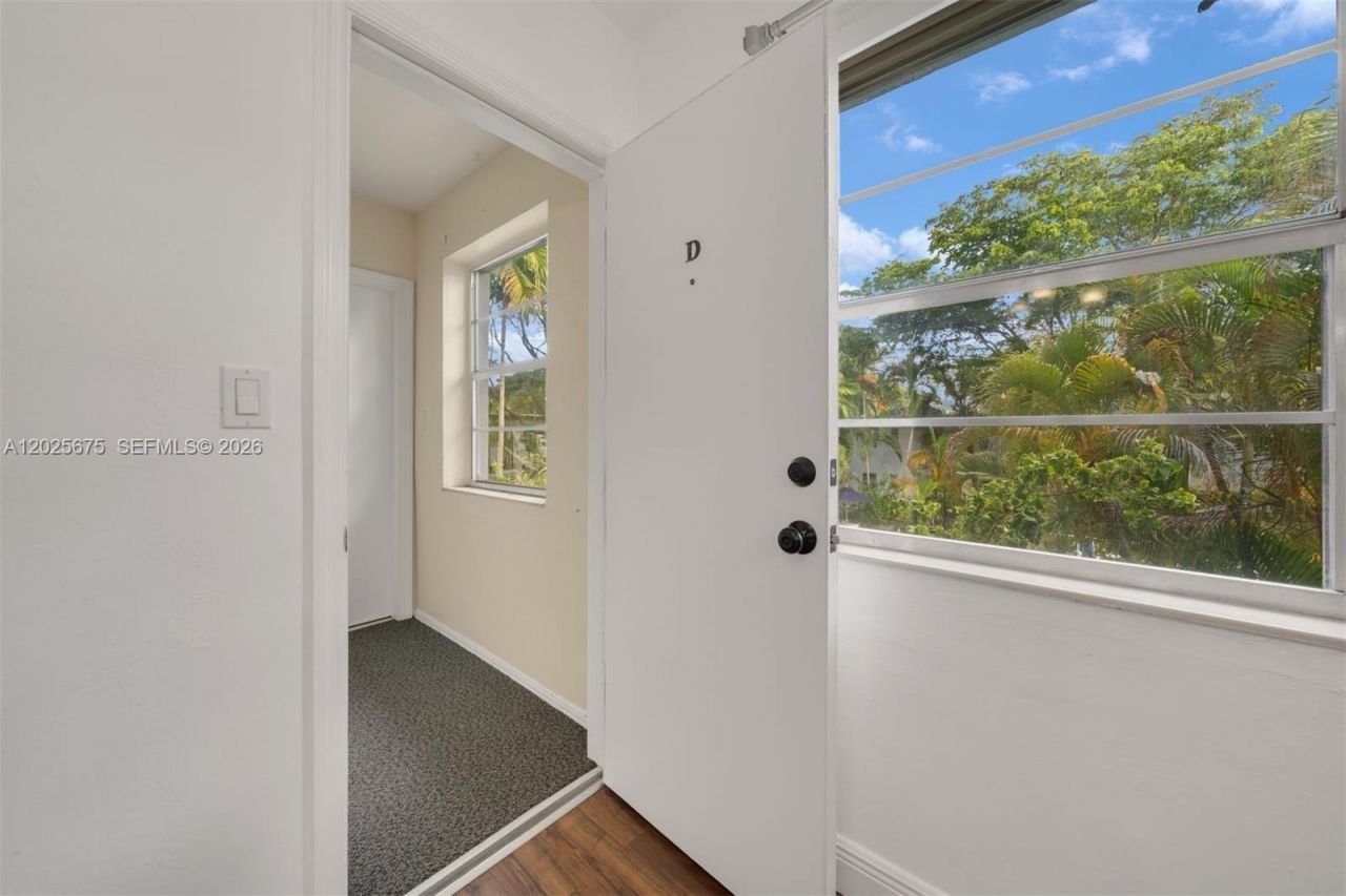 5605 SW 80th St, Unit 10D, Miami, FL 33143 Photo