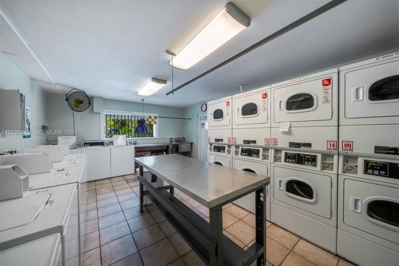 5605 SW 80th St, Unit 10D, Miami, FL 33143 Photo