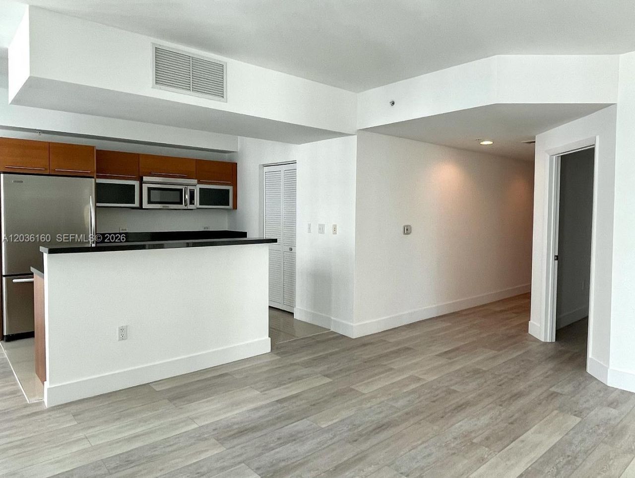 253 NE 2nd St , Unit 2108, Miami, FL 33132 Photo