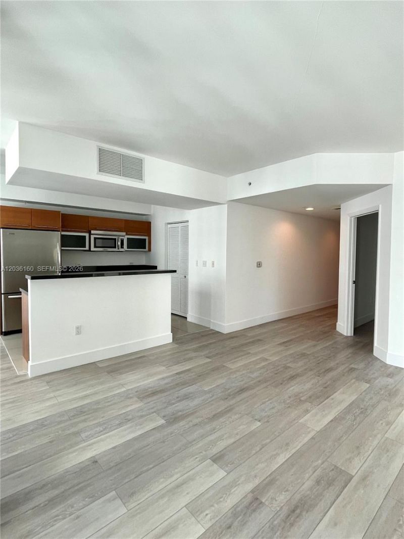 253 NE 2nd St , Unit 2108, Miami, FL 33132 Photo