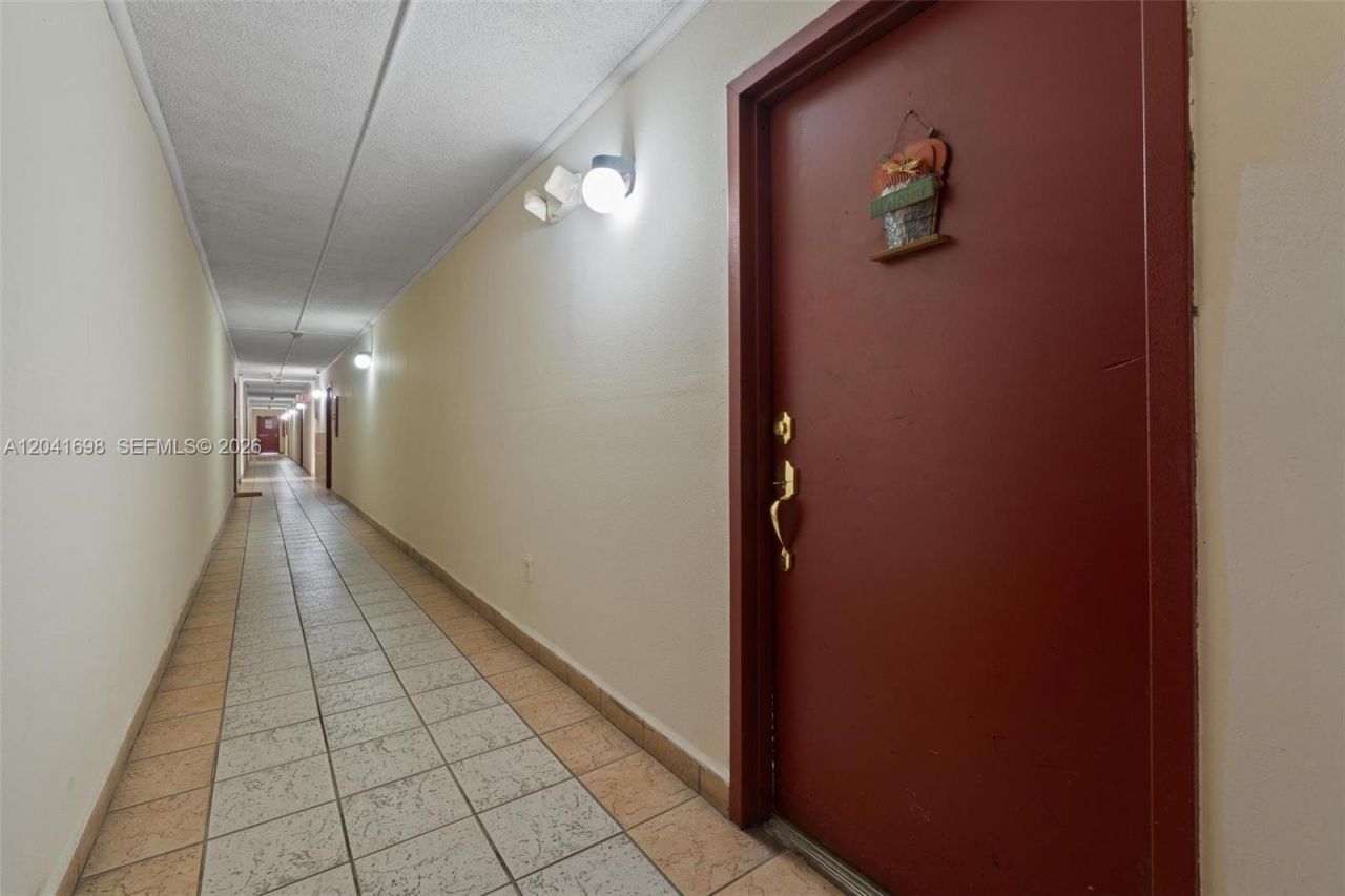 4801 NW 7th St , Unit 109-16, Miami, FL 33126 Photo