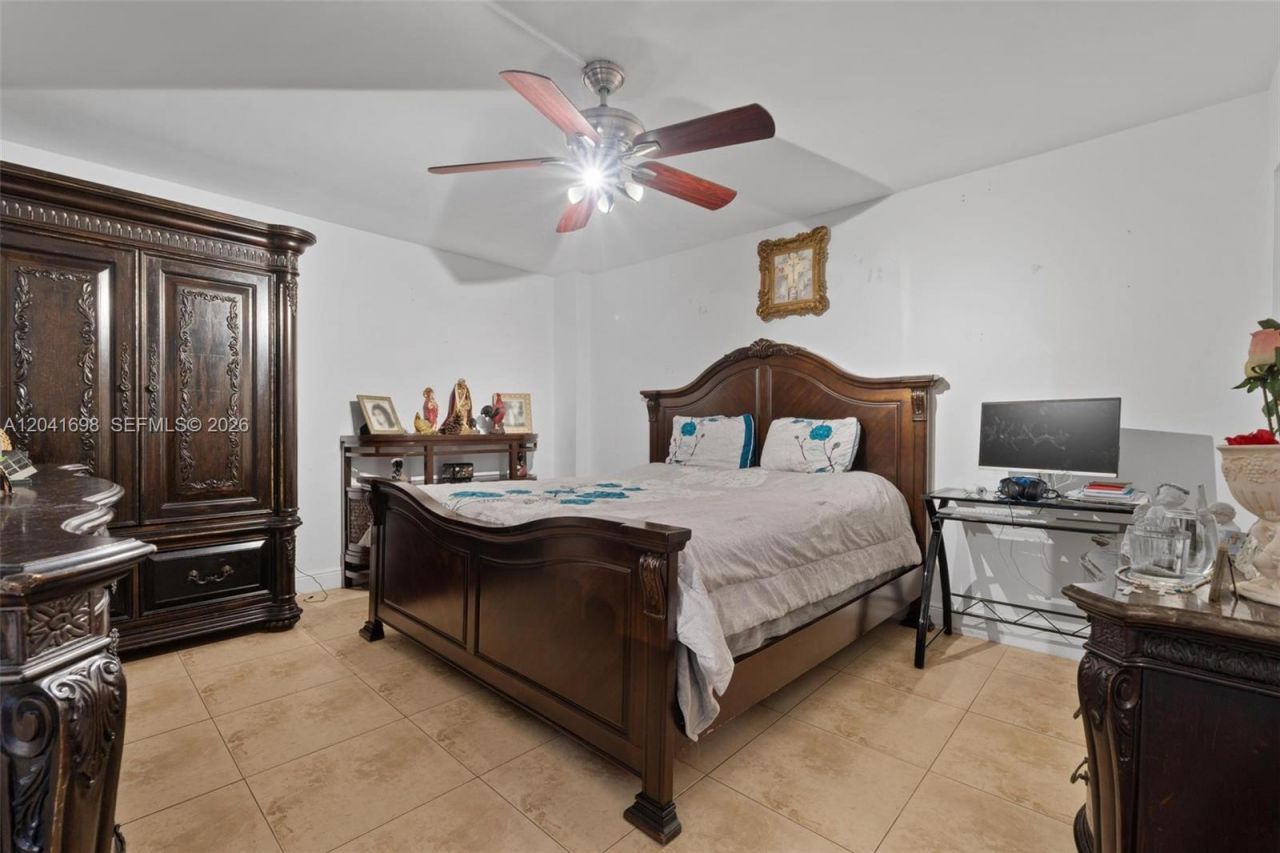 4801 NW 7th St , Unit 109-16, Miami, FL 33126 Photo