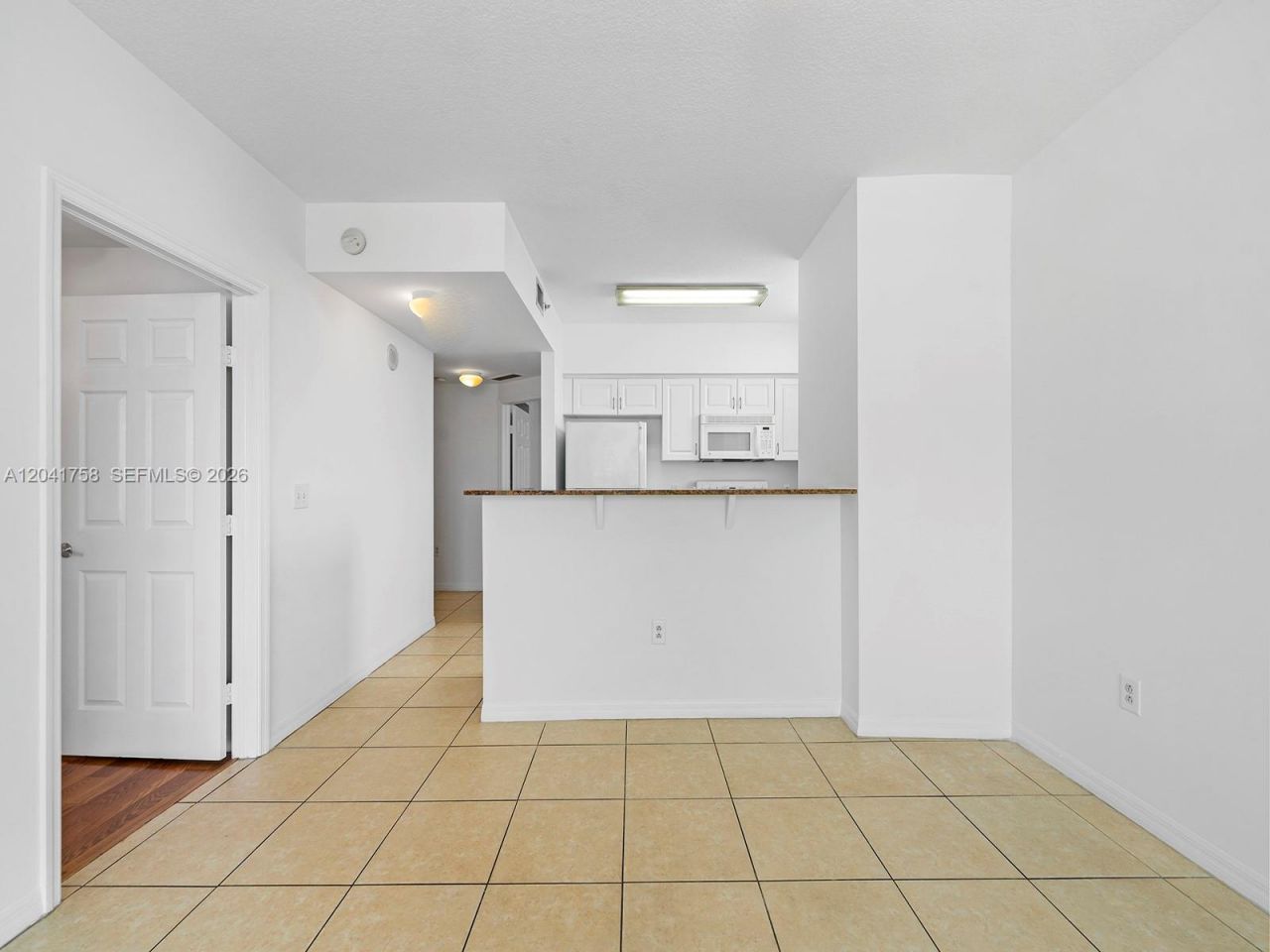 215 SW 42nd Ave, Unit 810, Miami, FL 33134 Photo