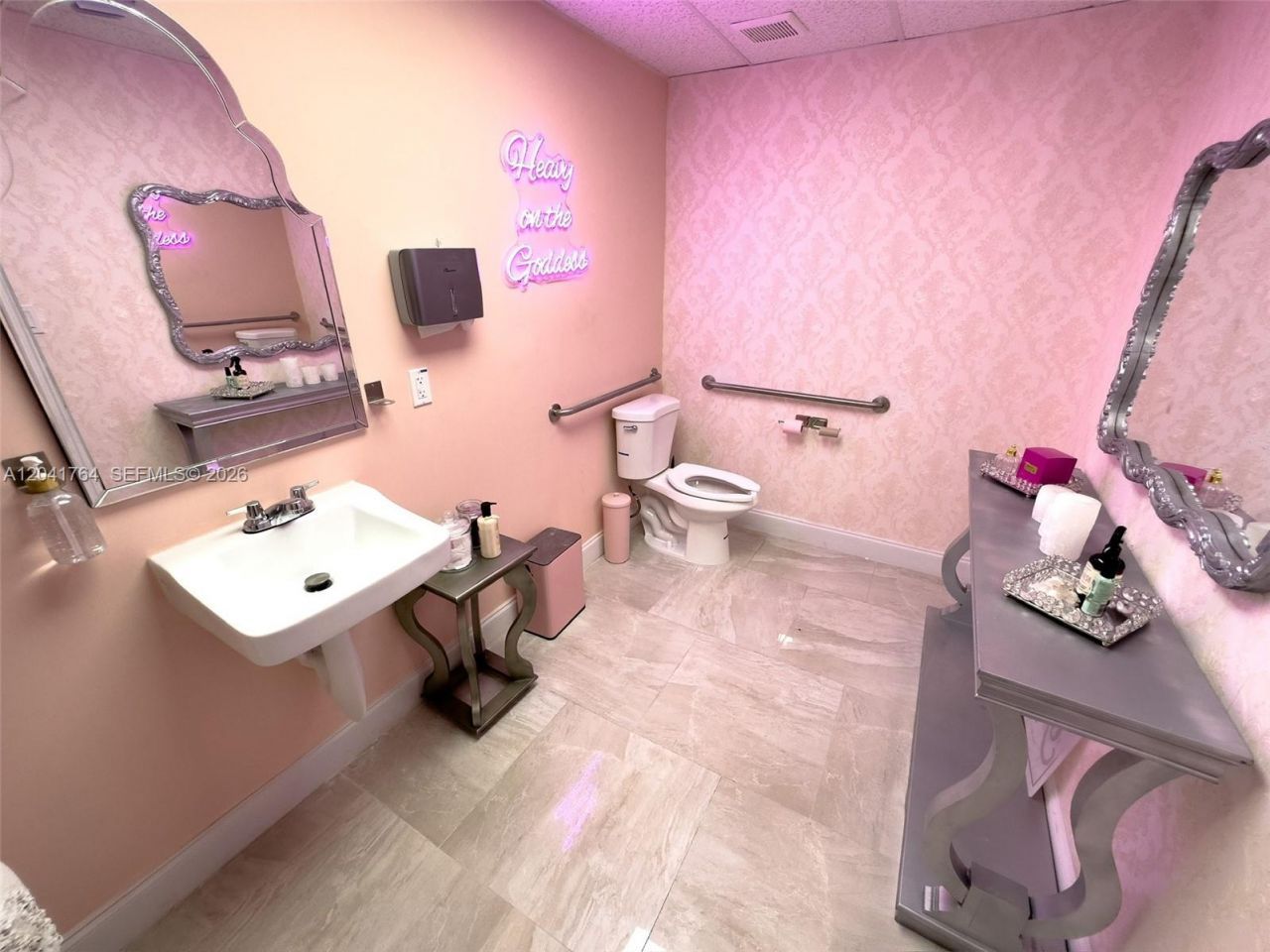 20701 NW 2nd Ave , Miami Gardens, FL 33169 Photo