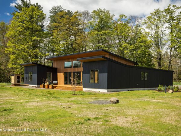 11 Franklin Lane, Accord, NY 12404