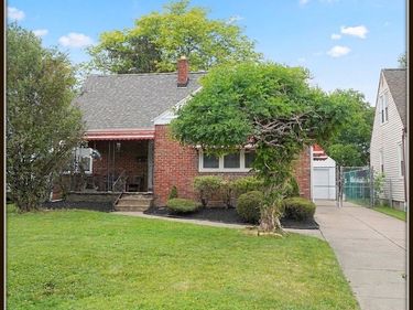 256 Clark Street , Tonawanda, NY 14223