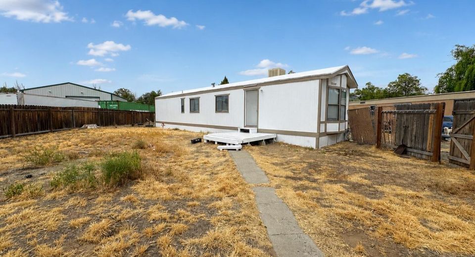6255 Nugget Drive, Winnemucca, NV 89445 Photo