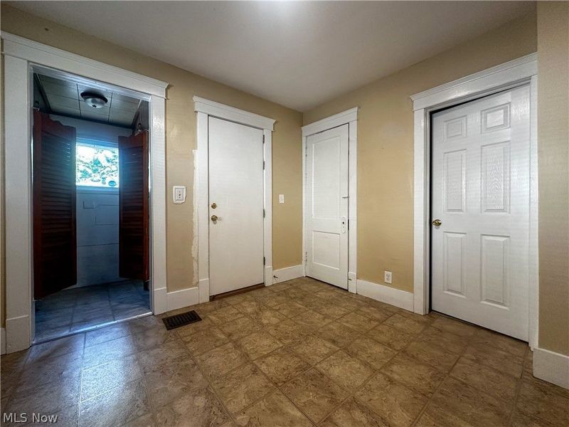 40 Madison Avenue, Niles, OH 44505 Photo 20