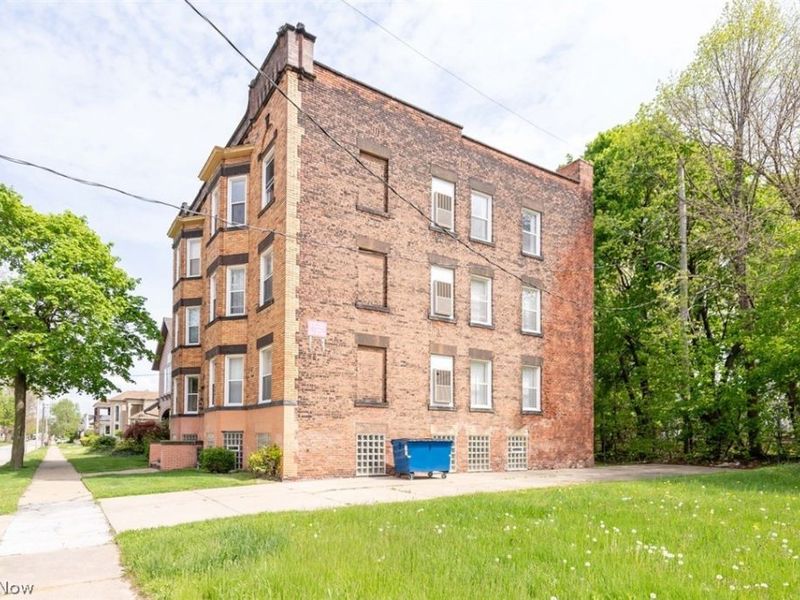 5612 Linwood Avenue, Cleveland, OH 44103 Photo 2