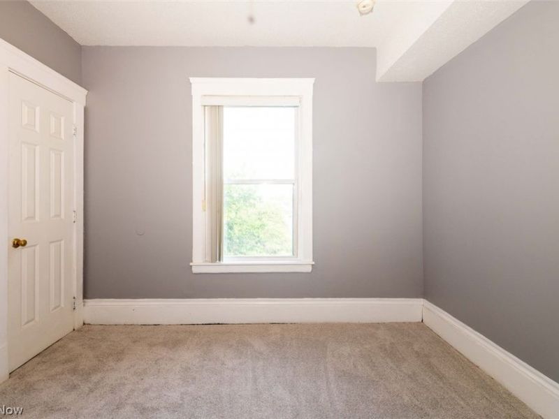 5612 Linwood Avenue, Cleveland, OH 44103 Photo 28
