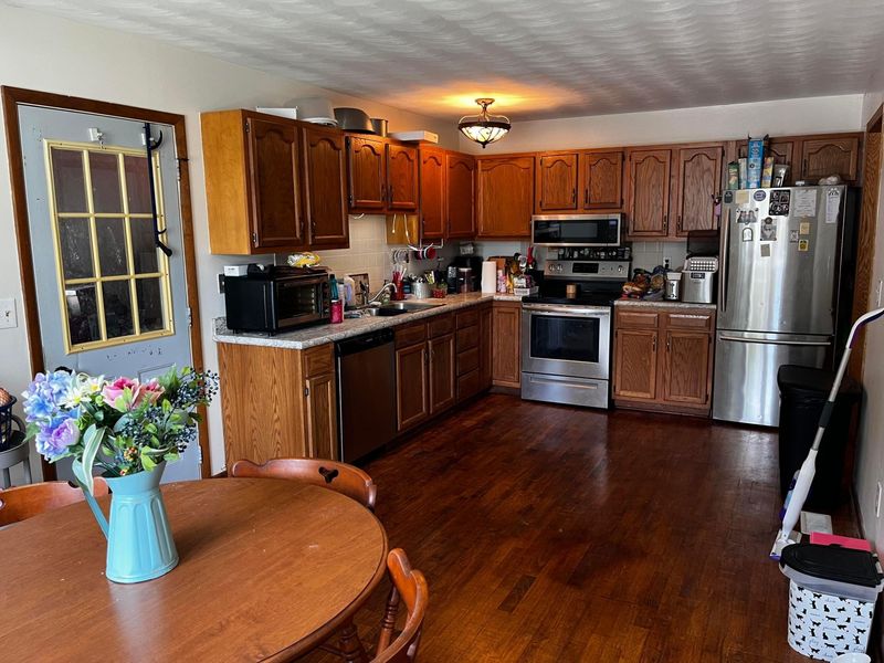 204 Cedar Heights Road, Circleville, OH 43113 Photo 6