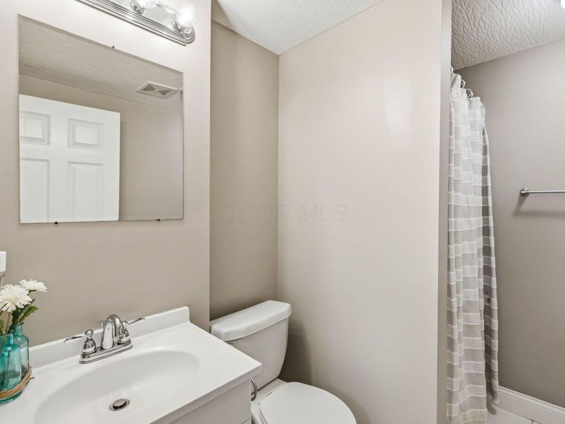 8600 Coldwater Drive, Powell, OH 43065 Photo 37