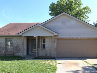 208 Mariwood Court, Nicholasville, KY 40356