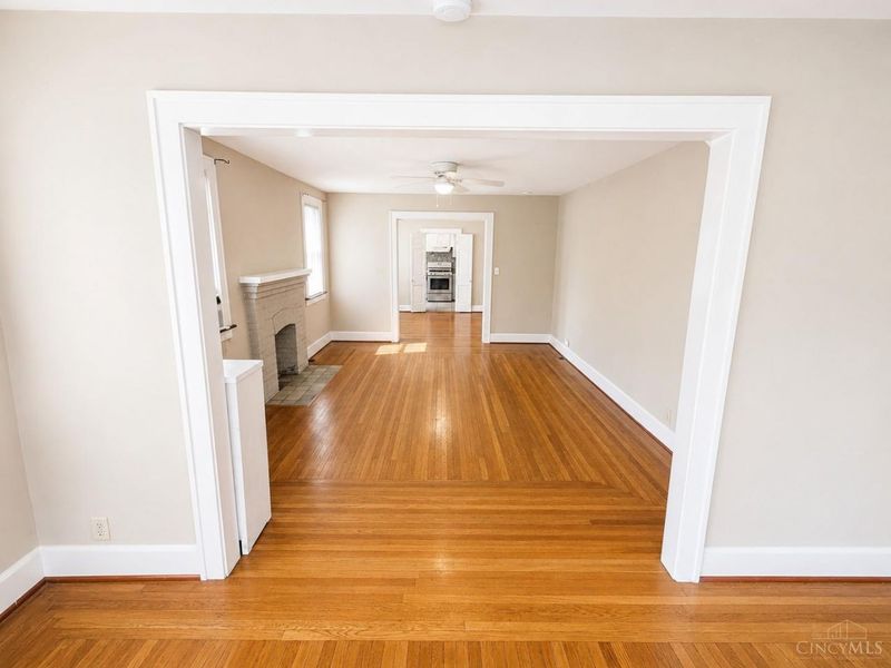 1307 Paxton Avenue, Cincinnati, OH 45208 Photo 5