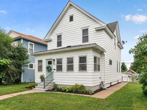 1074 Galtier Street, Saint Paul, MN 55117