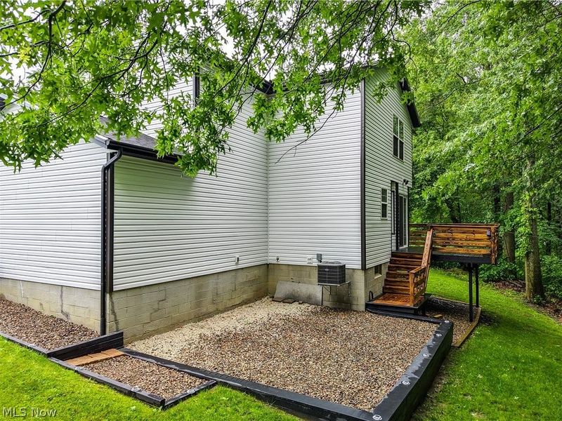 653 Diamond Circle, Ravenna, OH 44266 Photo 10