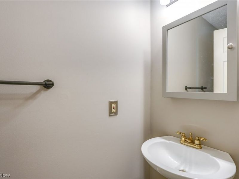 653 Diamond Circle, Ravenna, OH 44266 Photo 27