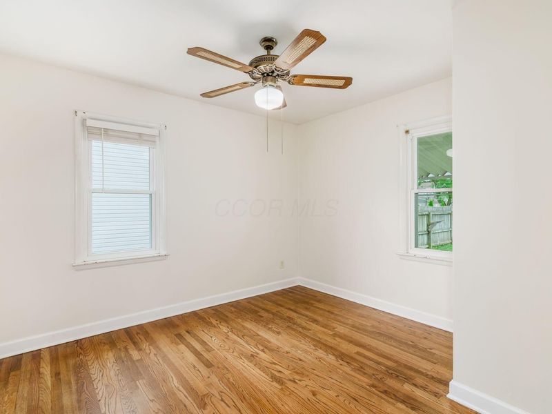 1089 E Dunedin Road, Columbus, OH 43224 Photo 18